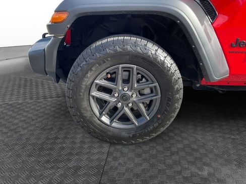 Used 2024 Jeep Wrangler Unlimited Sport AWD/4WD image 14