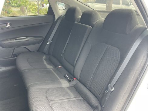 Used 2019 Kia Optima LX FWD image 11
