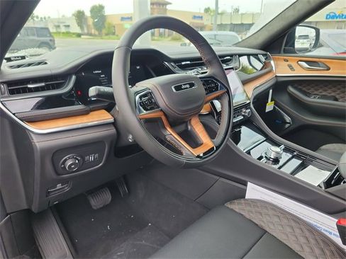 New 2025 Jeep Grand Cherokee L Summit image 20