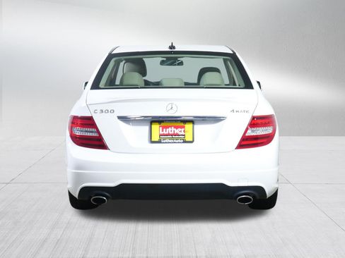 Used 2014 Mercedes-Benz C 300 4MATIC Sedan image 6