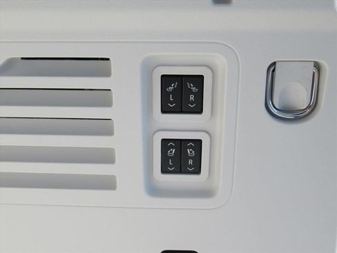 New 2026 Buick Enclave Avenir w/ Super Cruise Package image 37