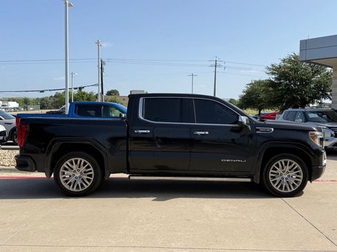 Used 2019 GMC Sierra 1500 Denali w/ Denali Ultimate Package AWD/4WD image 8