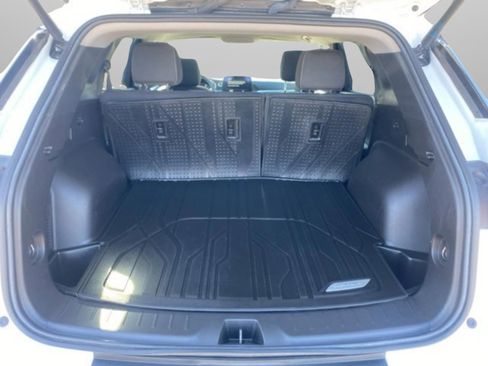 Used 2024 Chevrolet Blazer LT w/ Convenience Package image 10