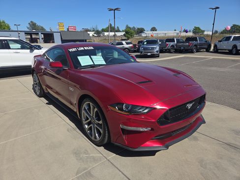 Used 2018 Ford Mustang GT Premium w/ Enhanced Security Package RWD image 7