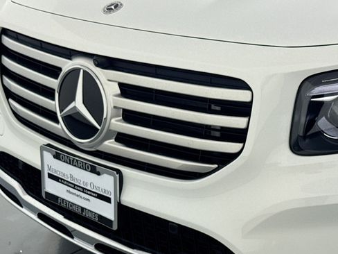 New 2026 Mercedes-Benz GLB 250 4MATIC image 12