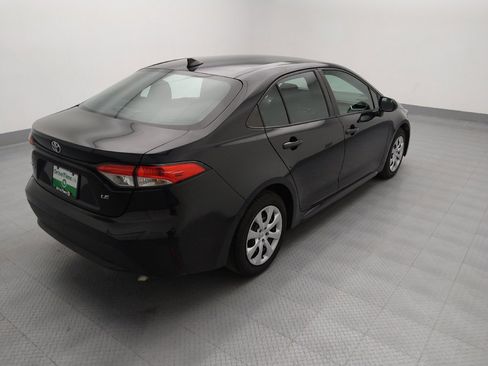 Used 2022 Toyota Corolla LE image 9