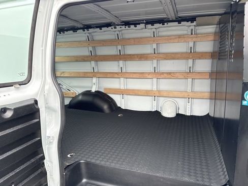 Used 2024 Chevrolet Express 2500 w/ Driver Convenience Package image 20