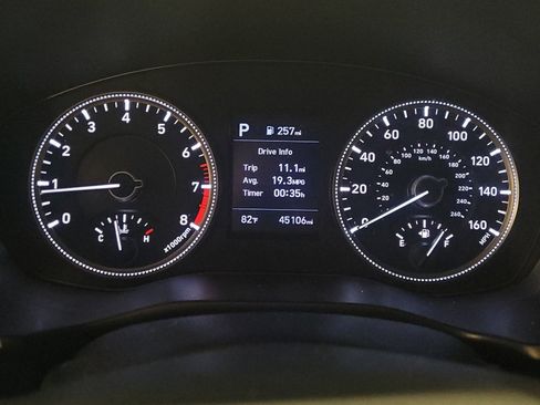 Used 2020 Hyundai Santa Fe SE image 23