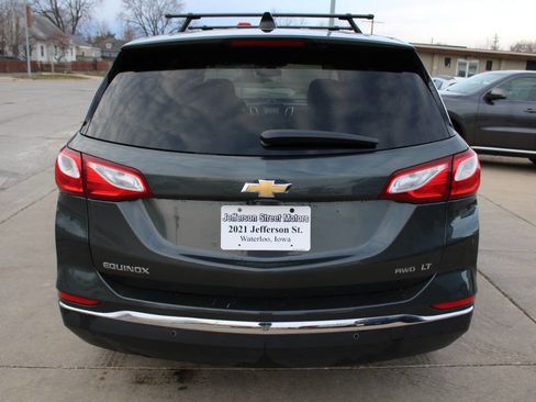Used 2018 Chevrolet Equinox LT image 3