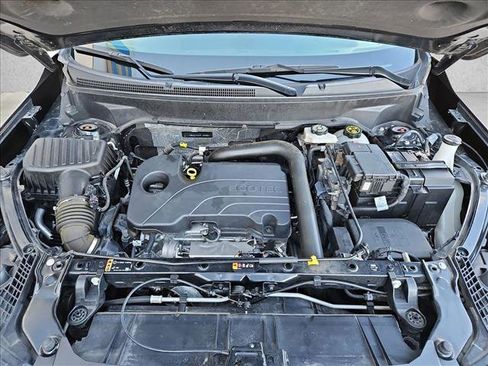 Used 2023 GMC Terrain SLT FWD image 22