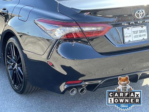 Used 2022 Toyota Camry XSE image 5