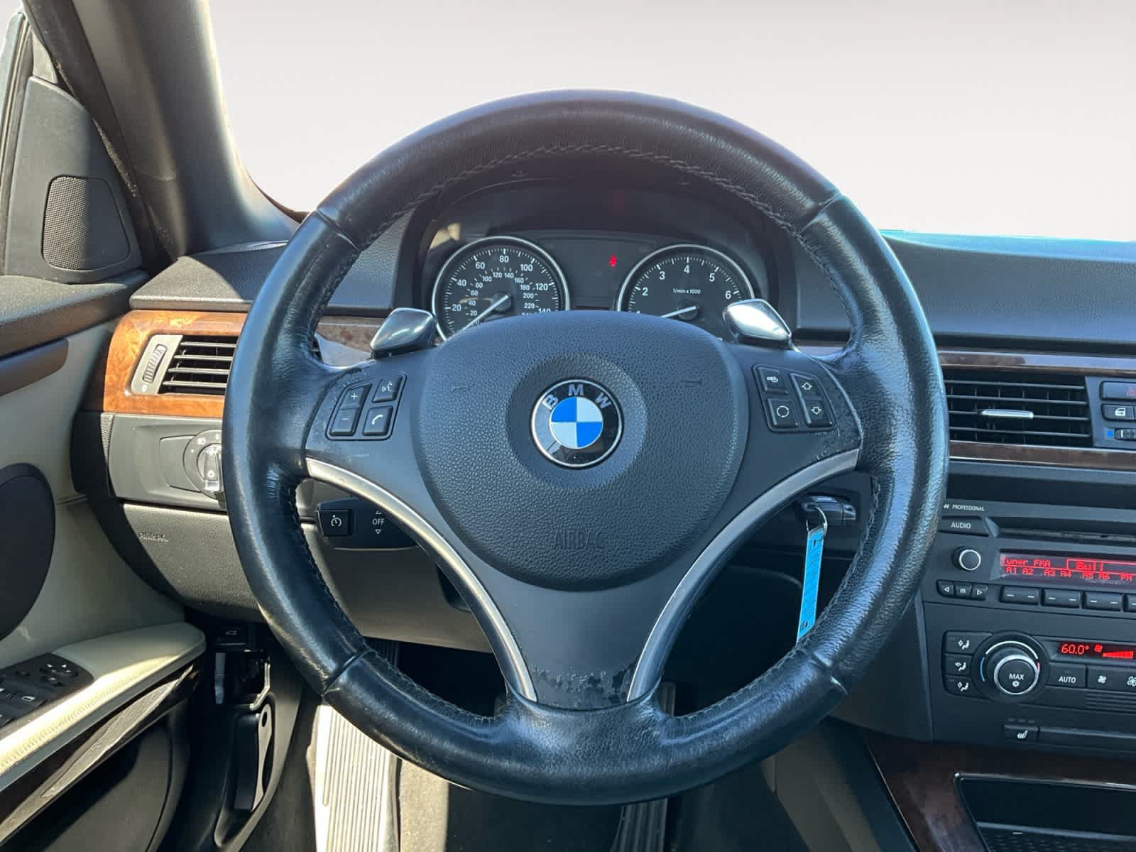 Used 2009 BMW 335i Convertible RWD image 15