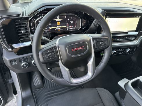 Used 2024 GMC Sierra 1500 Elevation image 18