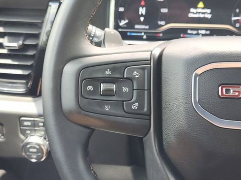 Used 2025 GMC Sierra 1500 AT4 w/ AT4 Premium Package AWD/4WD image 29