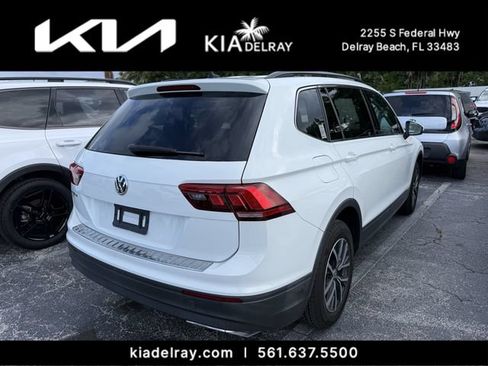 Used 2019 Volkswagen Tiguan SE w/ Panoramic Sunroof Package FWD image 7