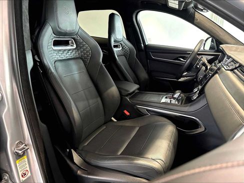 Used 2023 Jaguar F-PACE SVR AWD/4WD image 22