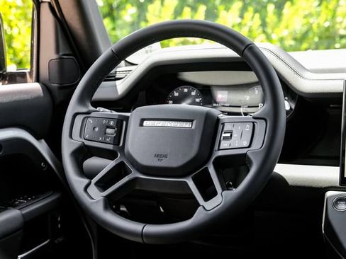 New 2026 Land Rover Defender 110 X-Dynamic SE AWD/4WD image 20