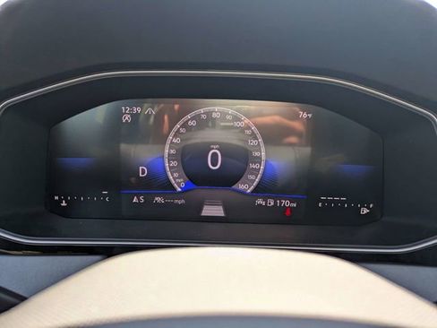 New 2026 Volkswagen Jetta SE FWD image 28