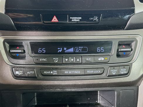 Used 2017 Honda Pilot EX image 23