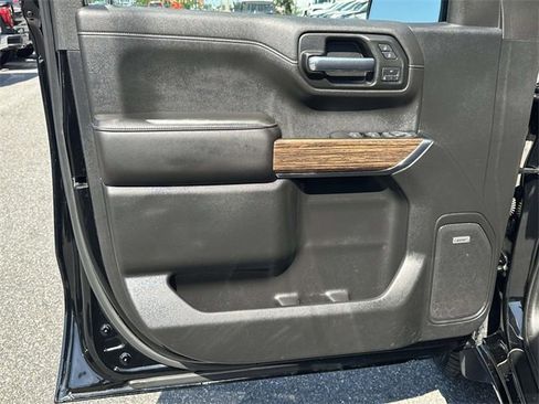 Used 2019 Chevrolet Silverado 1500 High Country image 34