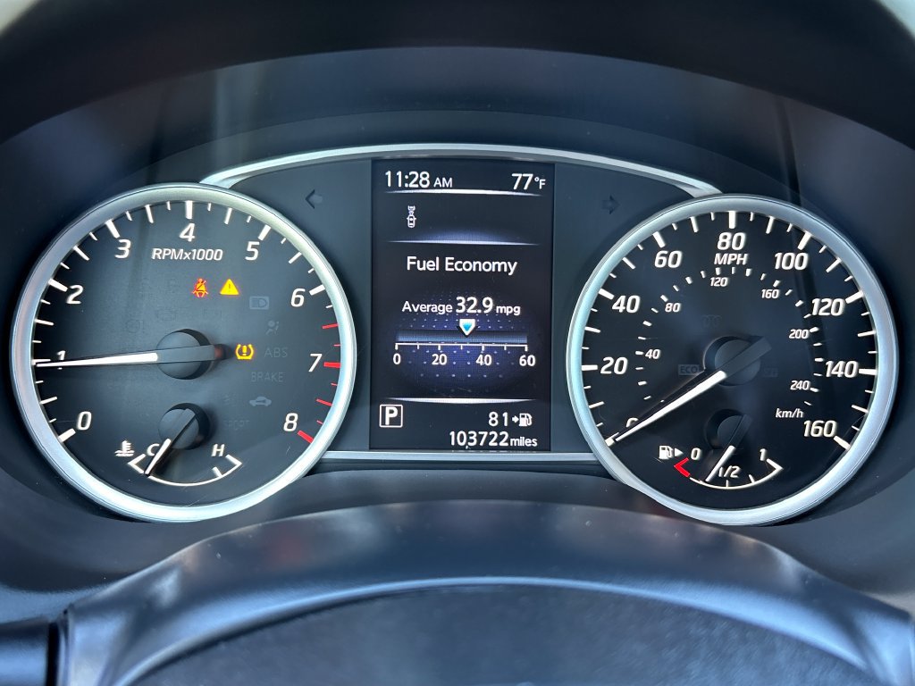 Used 2018 Nissan Sentra SR FWD image 10