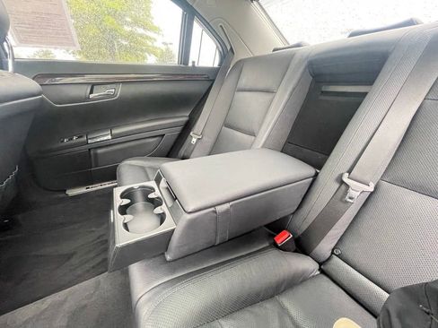 Used 2013 Mercedes-Benz S 550 4MATIC image 17