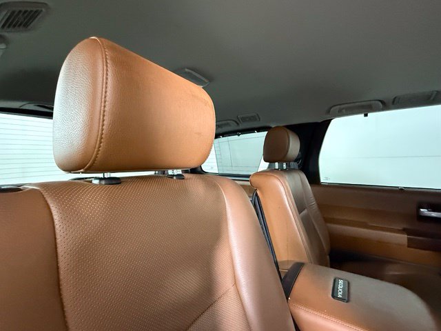Used 2016 Toyota Sequoia Platinum AWD/4WD image 29