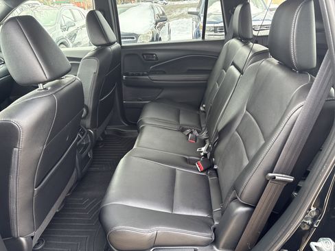 Used 2023 Honda Passport EX-L image 13