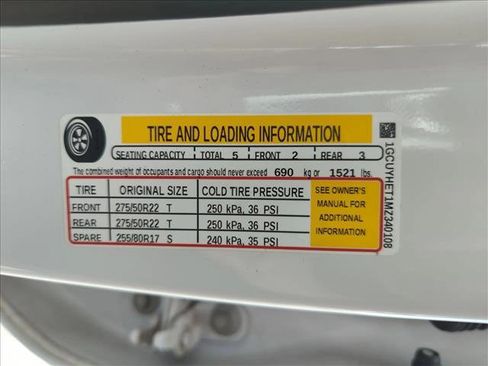 Used 2021 Chevrolet Silverado 1500 High Country image 14