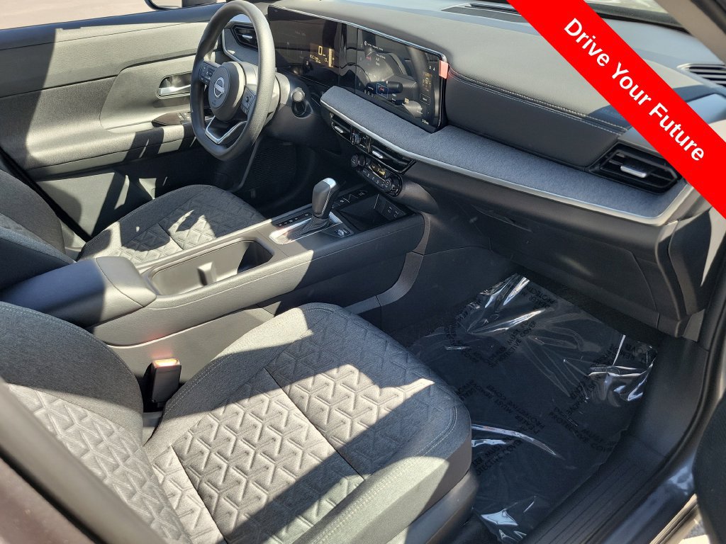 Used 2026 Nissan Kicks SV w/ SV Premium Package FWD image 19