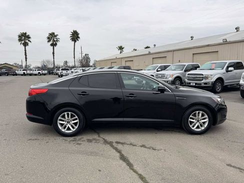 Used 2011 Kia Optima LX w/ Convenience Pkg image 11