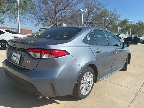 Certified 2025 Toyota Corolla LE w/ LE Premium Package image 4