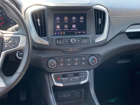 Certified 2024 GMC Terrain SLE FWD image 10