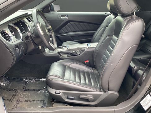Used 2014 Ford Mustang Premium w/ Comfort Package RWD image 17