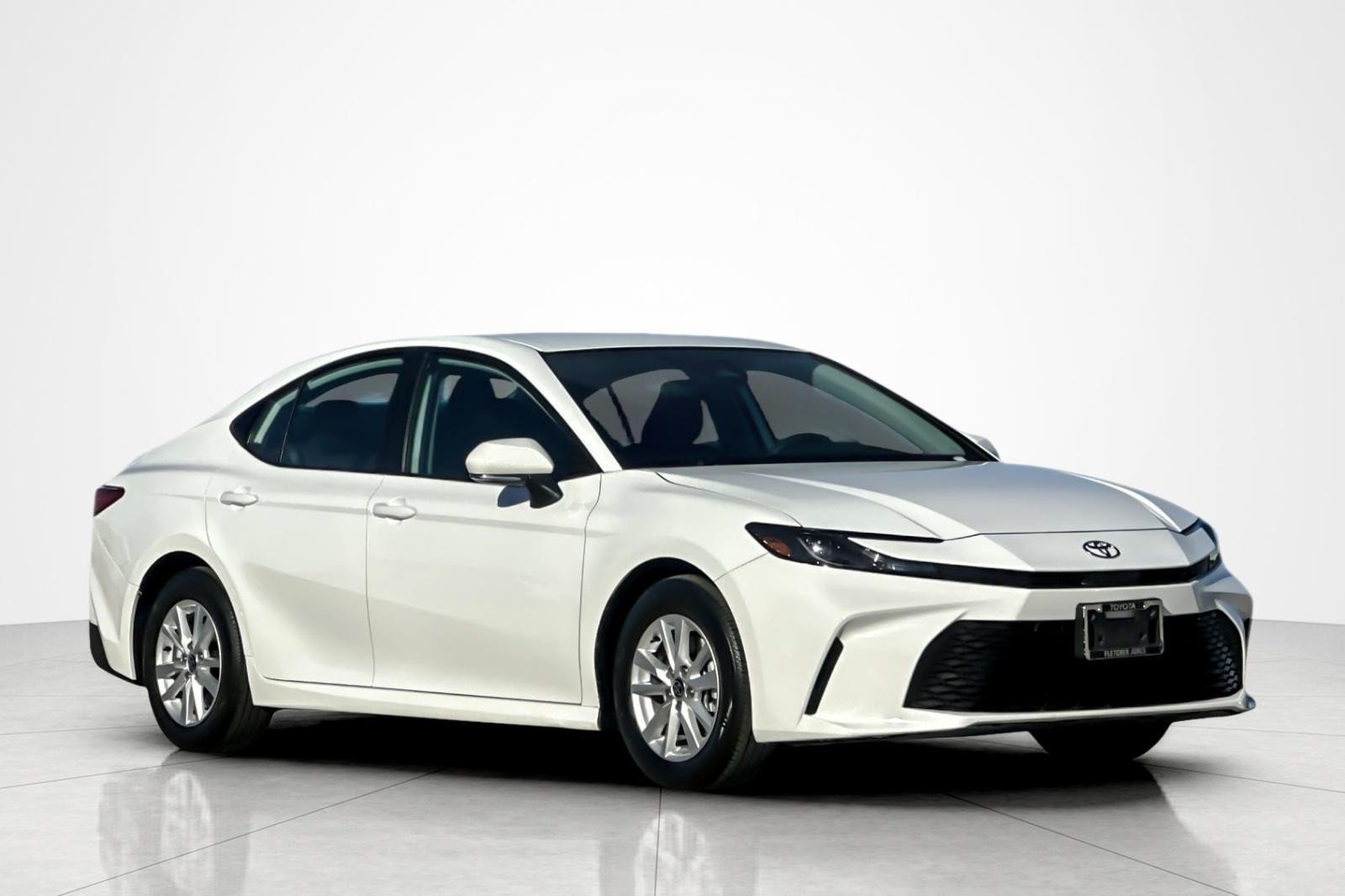 Certified 2025 Toyota Camry LE FWD image 7