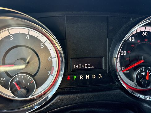 Used 2015 Dodge Grand Caravan SE w/ Quick Order Package 29E SE image 11