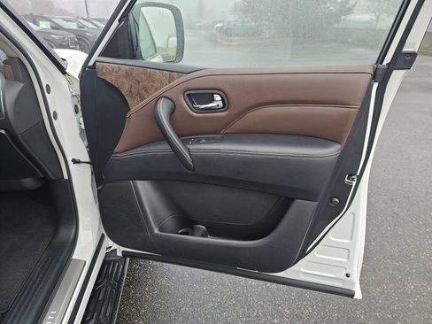 Used 2023 INFINITI QX80 Premium Select w/ Cargo Package image 10