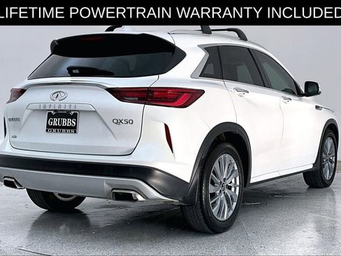 Certified 2025 INFINITI QX50 Luxe image 2