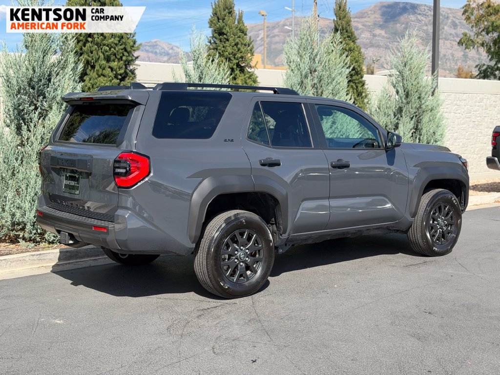 Used 2026 Toyota 4Runner SR5 AWD/4WD image 8