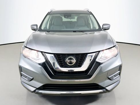 Used 2019 Nissan Rogue S w/ Special Edition Package AWD/4WD image 2