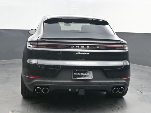 New 2026 Porsche Cayenne Coupe AWD/4WD image 6