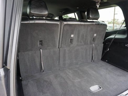 Used 2024 Jeep Wagoneer Series II image 9