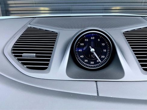 New 2025 Porsche Cayenne E-Hybrid Coupe image 30