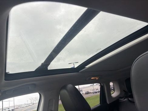 Used 2018 Jeep Compass Trailhawk w/ Leather Interior Group image 30