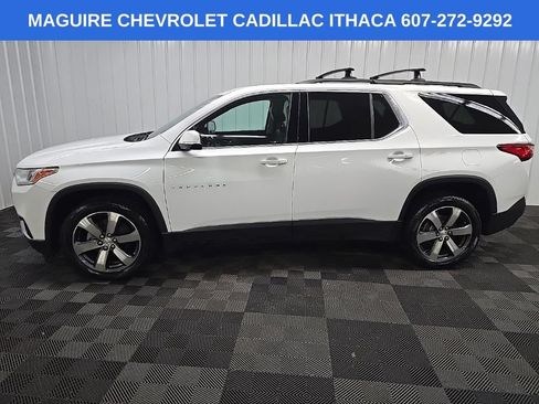 Used 2019 Chevrolet Traverse LT w/ LT Premium Package AWD/4WD image 5
