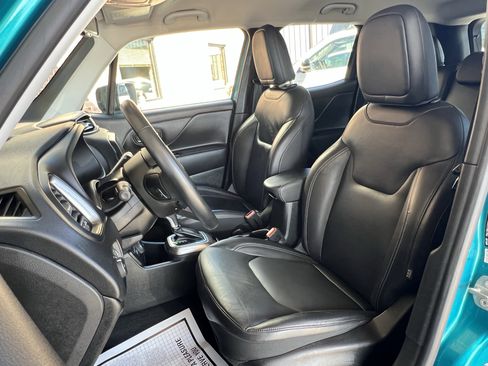 Used 2021 Jeep Renegade Limited image 14