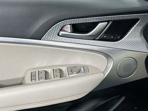 Used 2023 Genesis G70 2.0T w/ Sport Prestige Package image 27