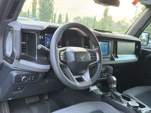 Used 2022 Ford Bronco 4-Door AWD/4WD image 8