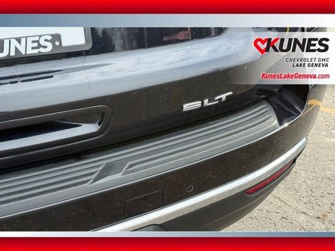 Used 2022 GMC Yukon SLT image 7