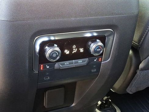 New 2026 GMC Yukon XL Elevation image 13